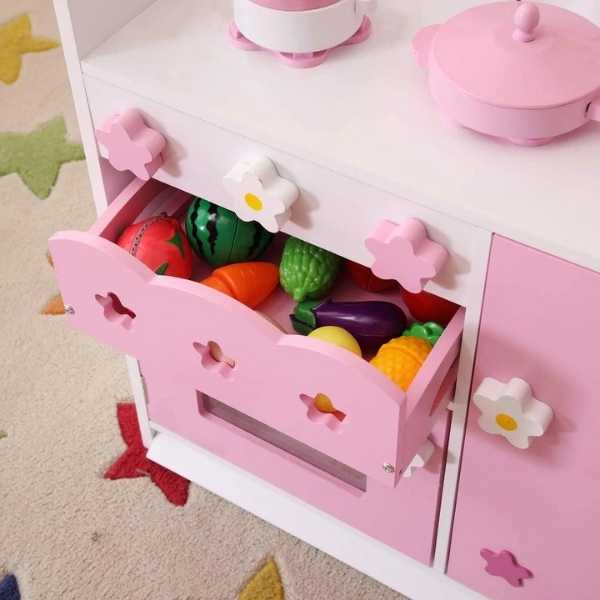 Toy kitchen market stall with 37 accessories