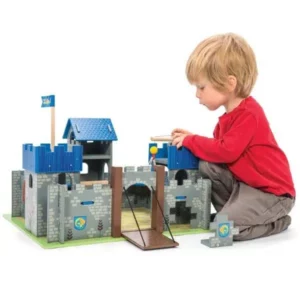 Why should kids play with a doll house? Why should kids play with a doll house?